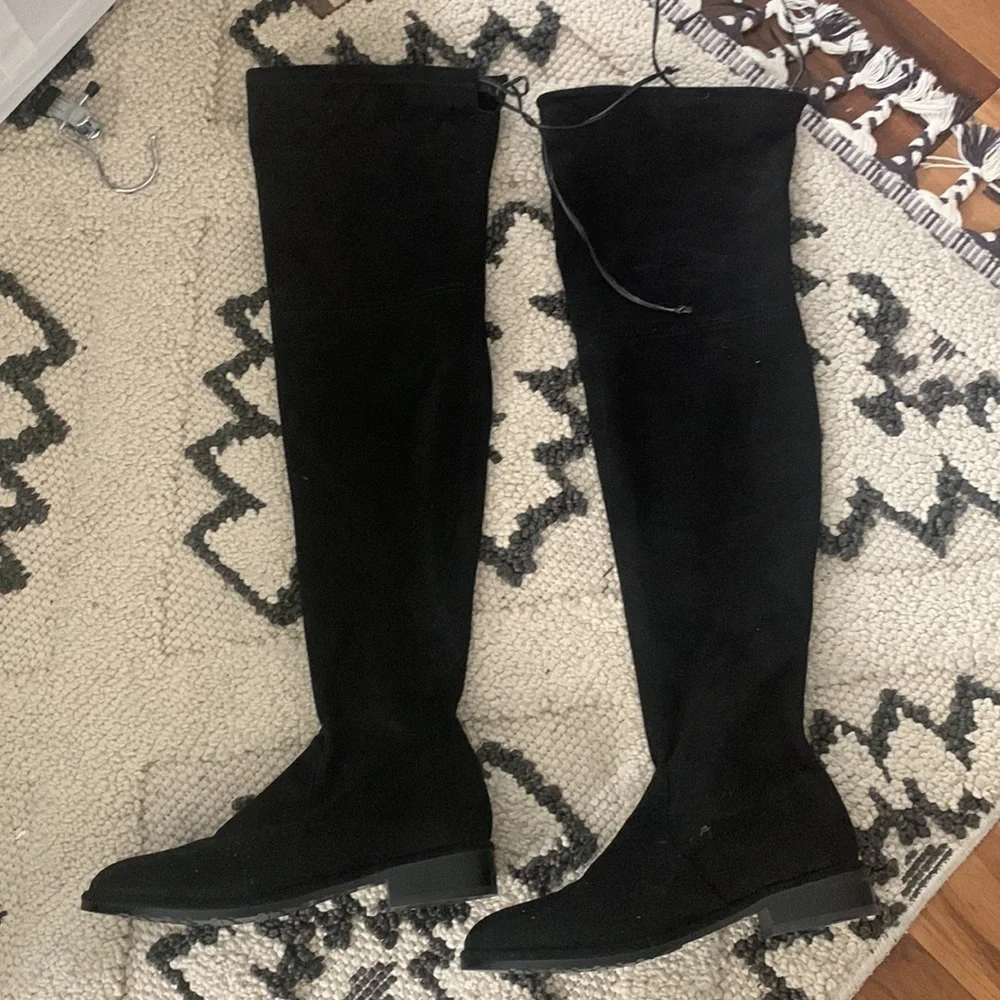 Deenni‎ over the Knee faux suede Boot. Size 6.5